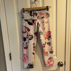 Lululemon Floral Capri Leggings